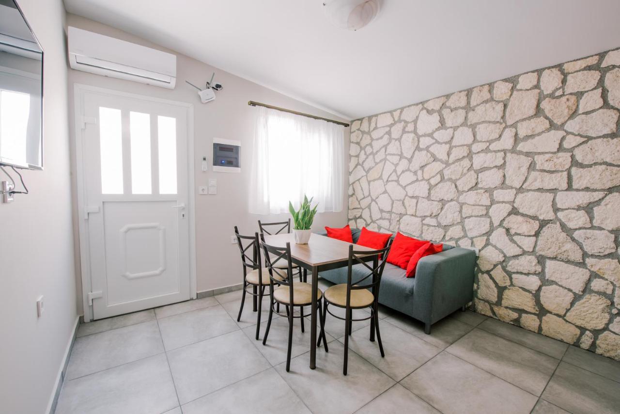 Acrocorinth Apartments Εξωτερικό φωτογραφία