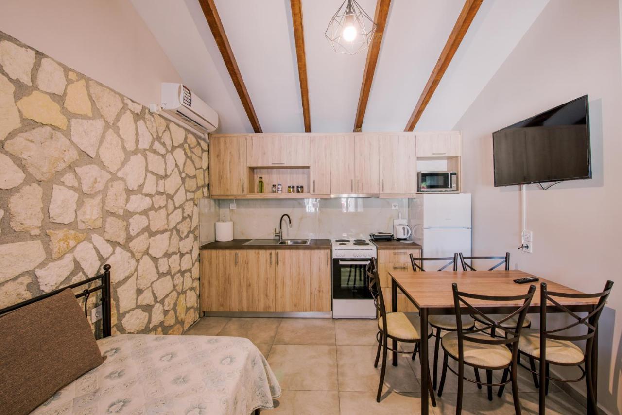 Acrocorinth Apartments Εξωτερικό φωτογραφία